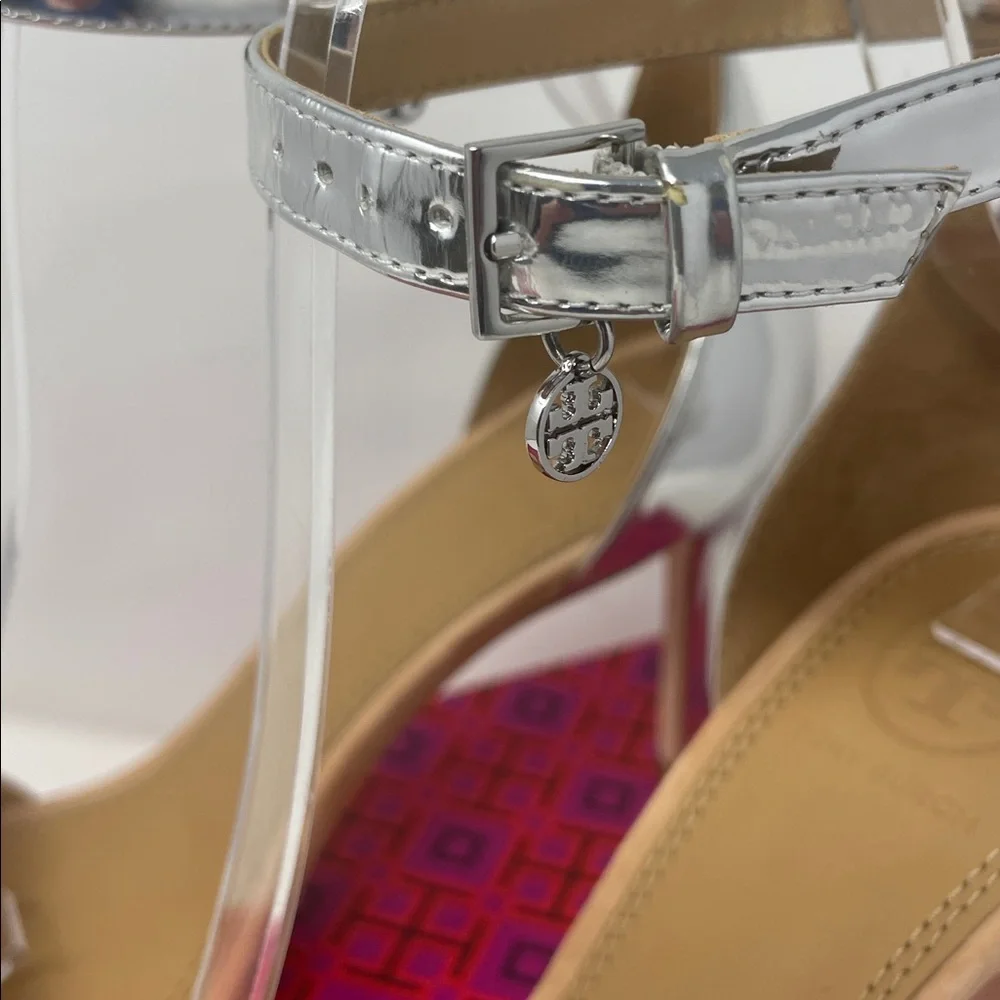 Tory Burch tory burch